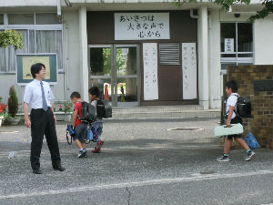 通学路清掃リポート　～雑草よ、さようなら～　2012年9月5日